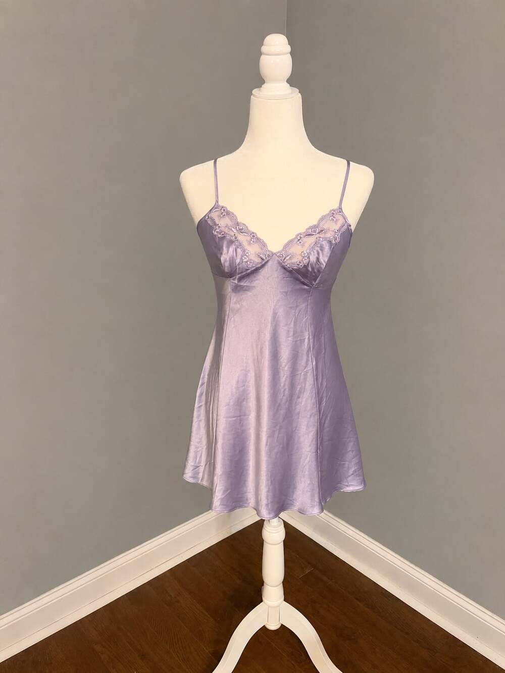 Victoria's Secret Sultry Orchid-purple Night Slip (size M)